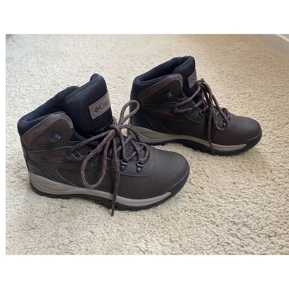 Columbia Women’s Hiking Boots